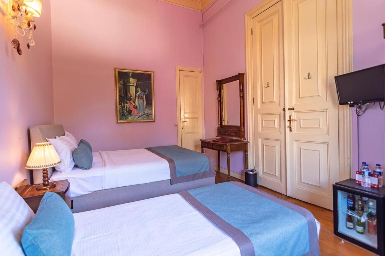 Bueyuekada Anastasia Meziki History Mansion อดาลาร์ ภายนอก รูปภาพ