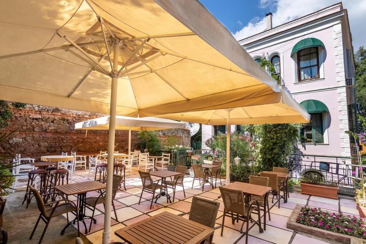Bueyuekada Anastasia Meziki History Mansion อดาลาร์ ภายนอก รูปภาพ
